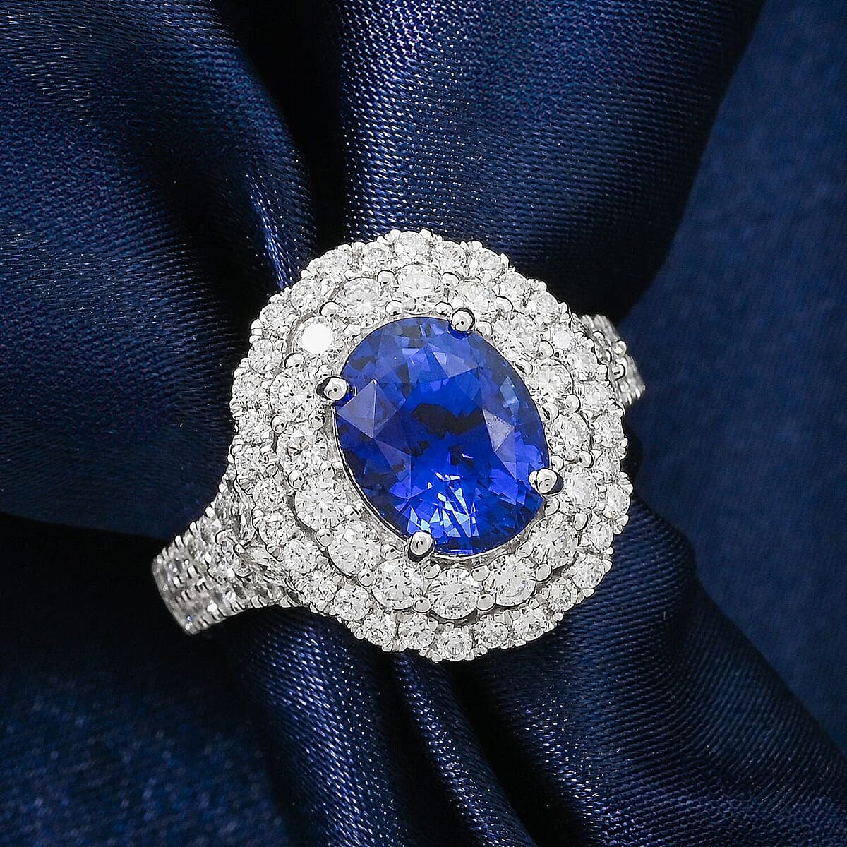 Chairman Collection Certified & Appraised Rhapsody AAAA Ceylon Blue Sapphire and E-F VS Diamond 4.75 ctw Ring in 950 Platinum (Size 8.0)  10.48 Grams image number 1