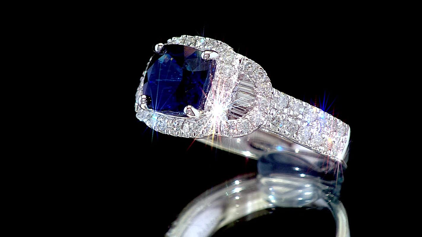 Chairman Collection Certified & Appraised Rhapsody AAAA Ceylon Blue Sapphire and E-F VS Diamond 4.30 ctw Ring in 950 Platinum (Size 7.0)  10.20 Grams