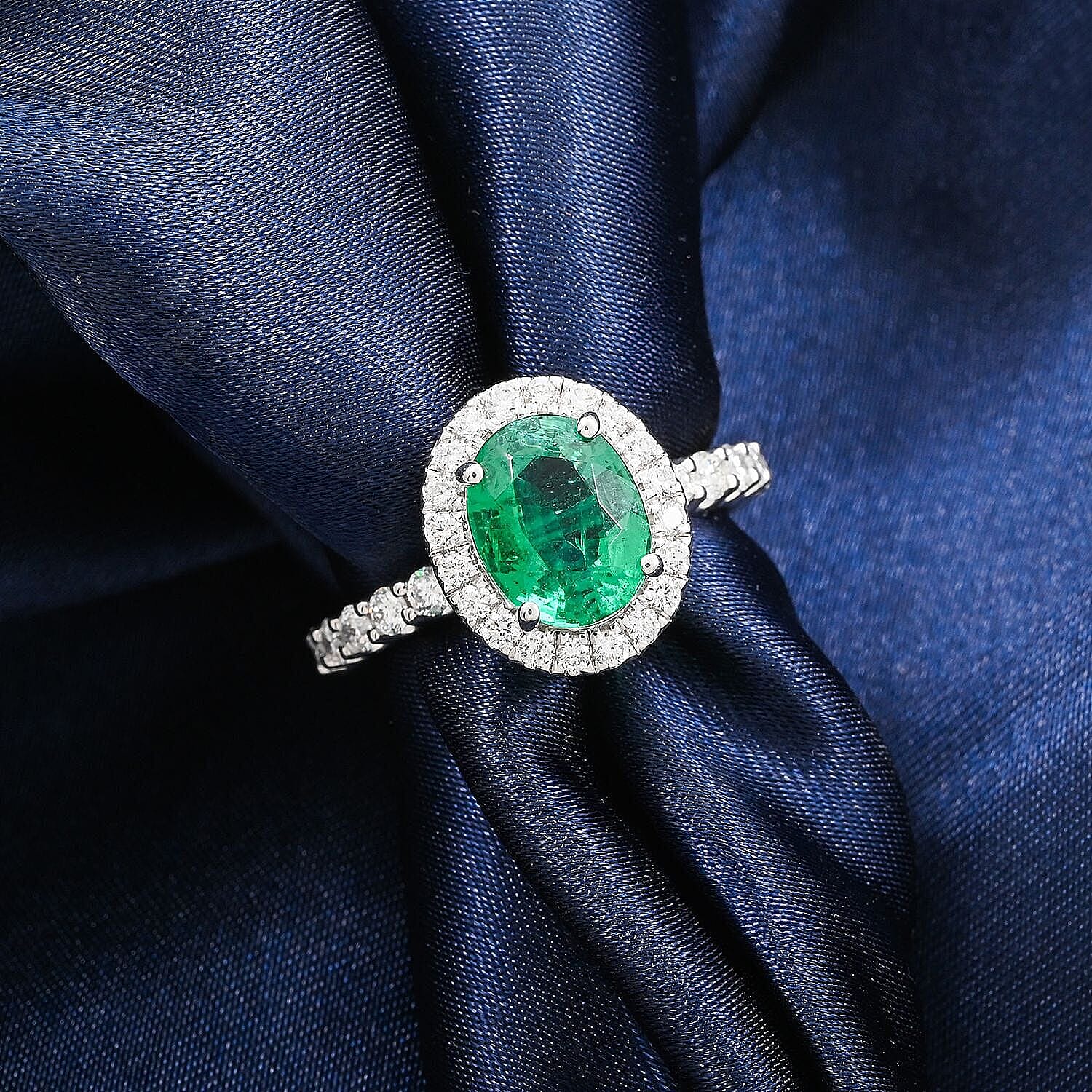 Chairman Collection Certified & Appraised Rhapsody AAAA Brazilian Emerald and E-F VS Diamond 3.00 ctw Ring in 950 Platinum (Size 10.0)  8.26 Grams