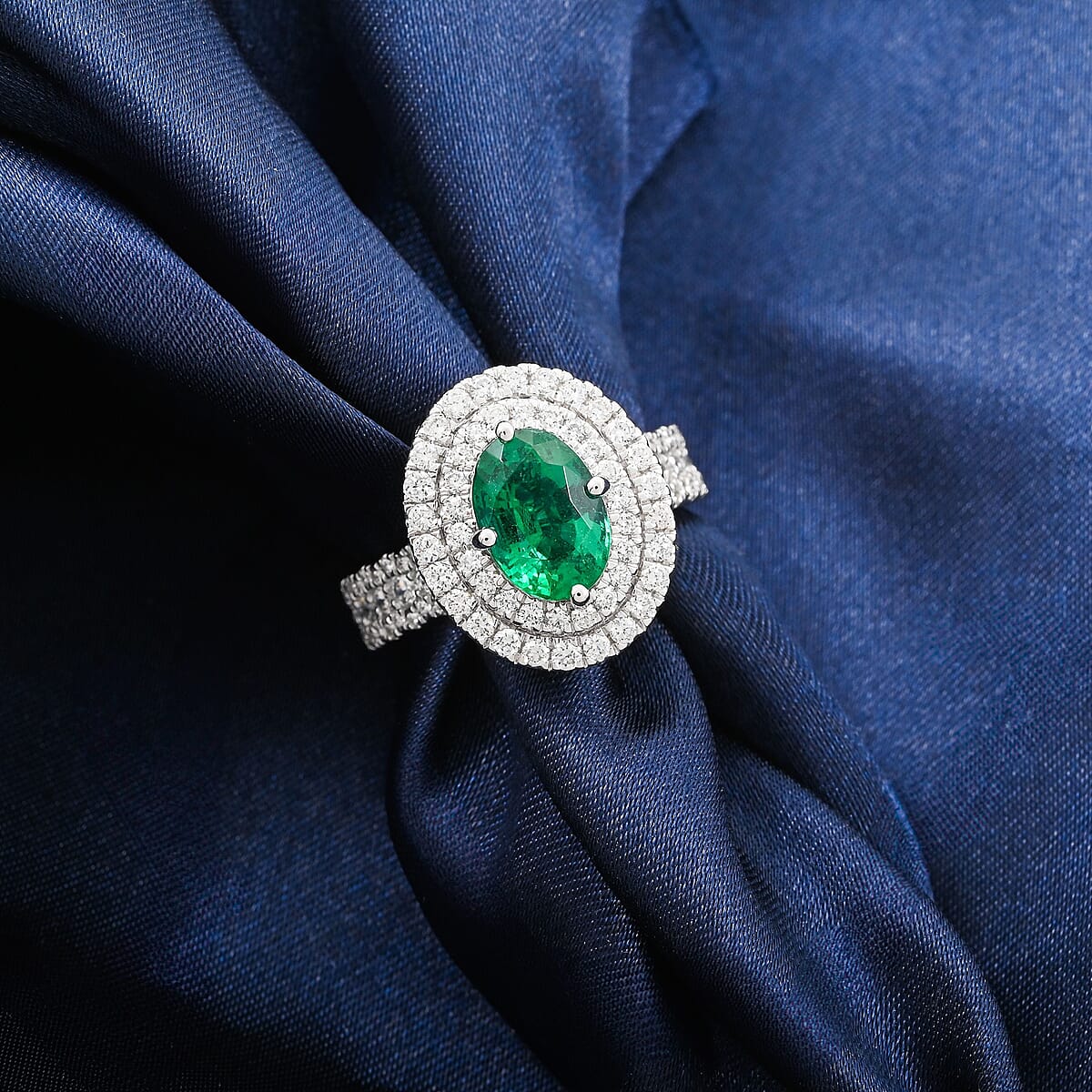 Chairman Collection Certified & Appraised Rhapsody AAAA Brazilian Emerald and E-F VS Diamond 3.35 ctw Ring in 950 Platinum (Size 6.5) 12.50 Grams image number 1