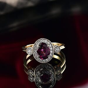 Certified & Appraised Luxoro AAA Radiant Ember Garnet and G-H I2 Diamond 1.67 ctw Ring in 10K Yellow Gold (Size 6.0)