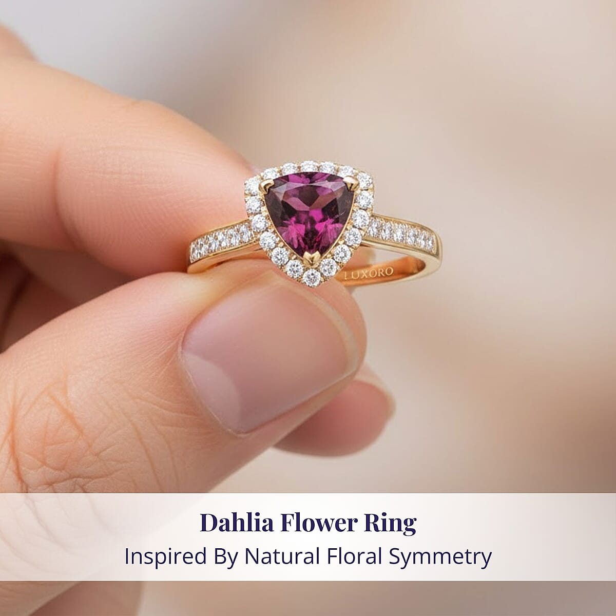 Certified & Appraised Luxoro AAA Radiant Ember Garnet and G-H I2 Diamond 1.65 ctw Ring in 10K Yellow Gold (Size 8.5) image number 4