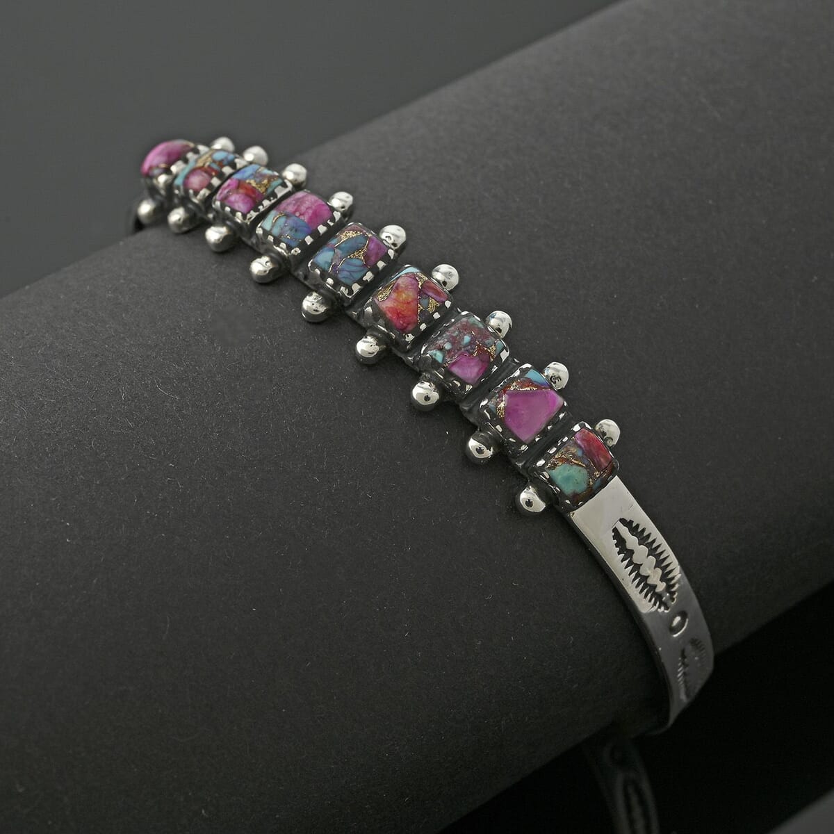 Santa Fe Style Mojave Purple Turquoise 25.00 ctw Cuff Bracelet in Sterling Silver (Adjustable) image number 1