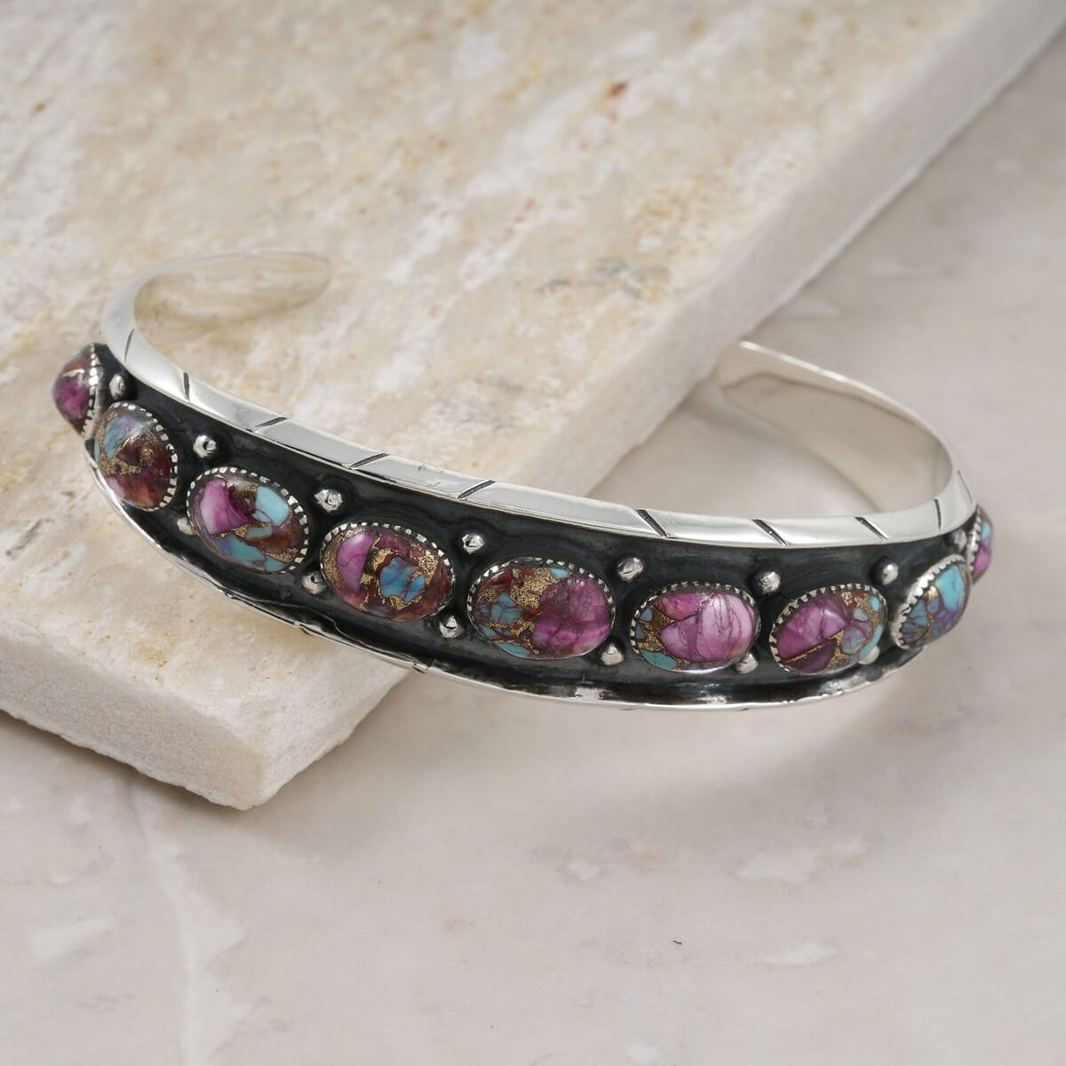 Santa Fe Style Mojave Purple Turquoise 68.00 ctw Cuff Bracelet in Sterling Silver (Adjustable) image number 1