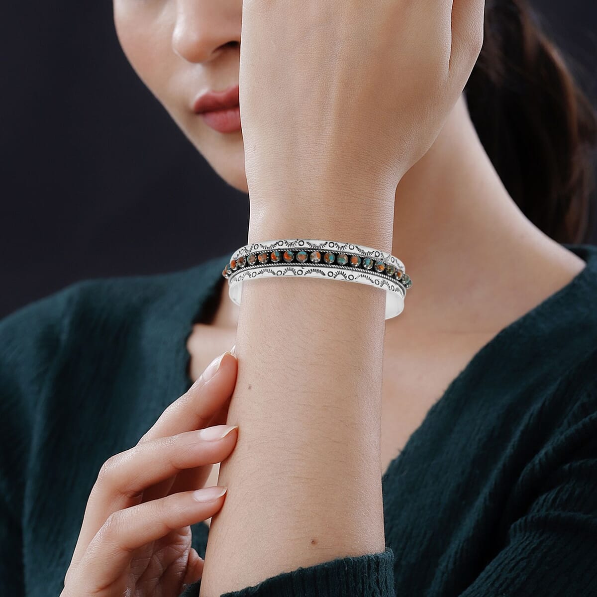 Santa Fe Style Spiny Turquoise 57.00 ctw Cuff Bracelet in Sterling Silver (Adjustable) image number 2