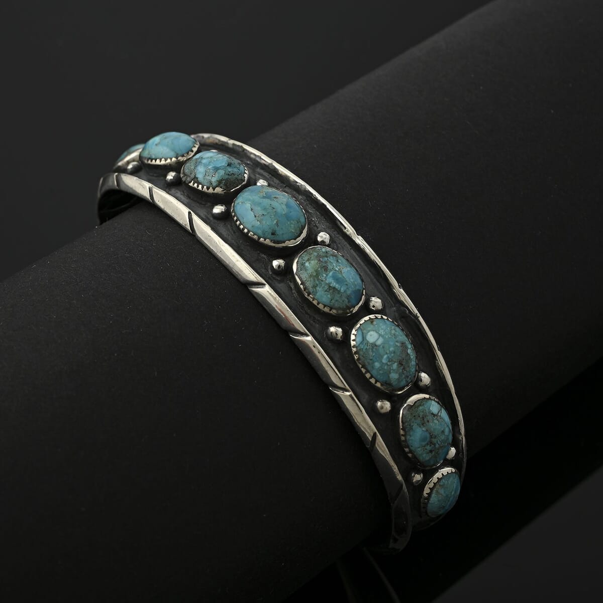 Santa Fe Style Kingman Turquoise 68.00 ctw Cuff Bracelet in Sterling Silver (Adjustable) image number 1