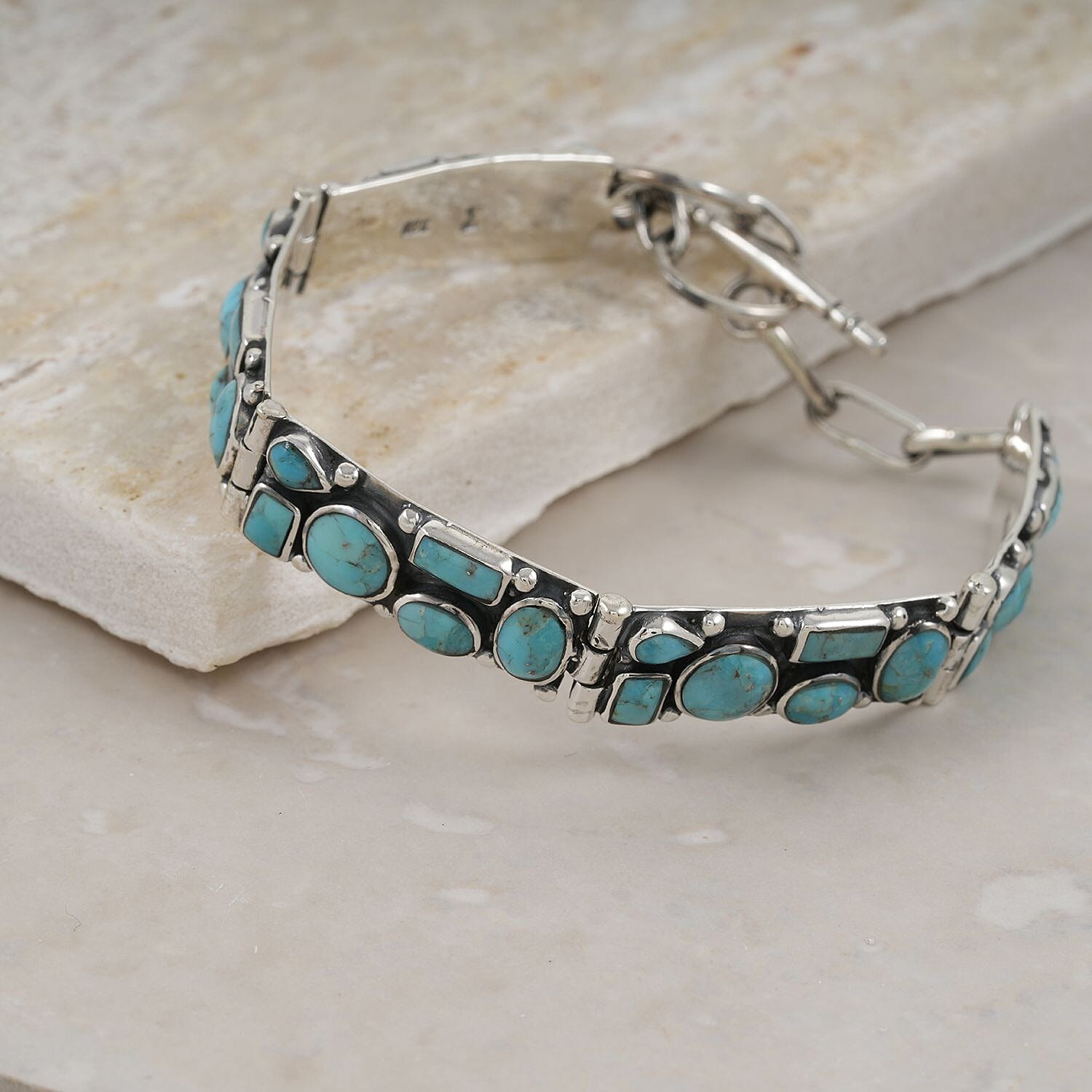 Kingman Turquoise - Product card gallery slide 2 (10146328314139)