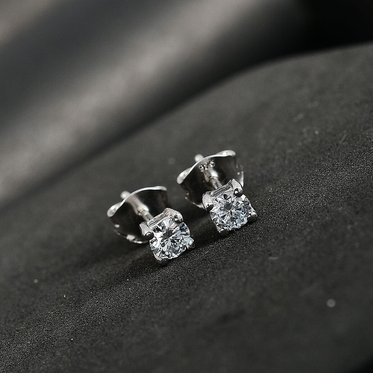 Luxuriant Lab Grown Diamond E-F VS 0.50 ctw Solitaire Stud Earrings in Rhodium Over Sterling Silver image number 1