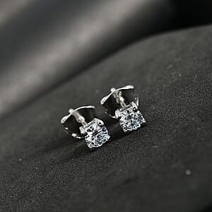 Luxuriant Lab Grown Diamond E-F VS 0.50 ctw Solitaire Stud Earrings in Rhodium Over Sterling Silver (Del. in 10-12 Days)