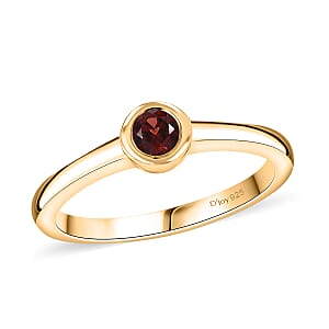 D'Joy Poke Free Mozambique Garnet 0.35 ctw Solitaire Ring in 18K Vermeil Yellow Gold Over Sterling Silver (Size 10.0)