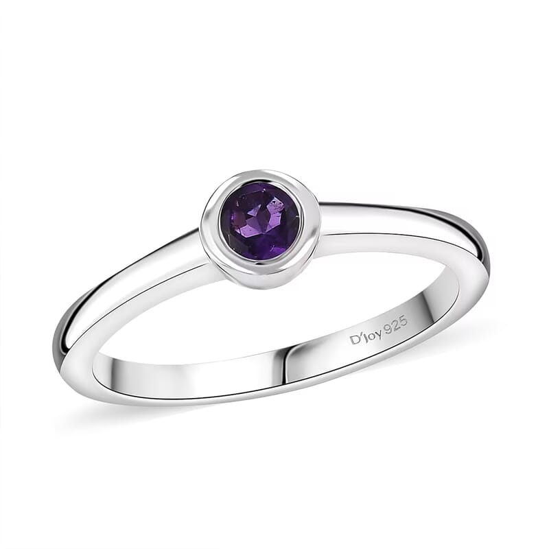 D'Joy Poke Free African Amethyst 0.25 ctw Solitaire Ring in Rhodium Over Sterling Silver (Size 10.0)