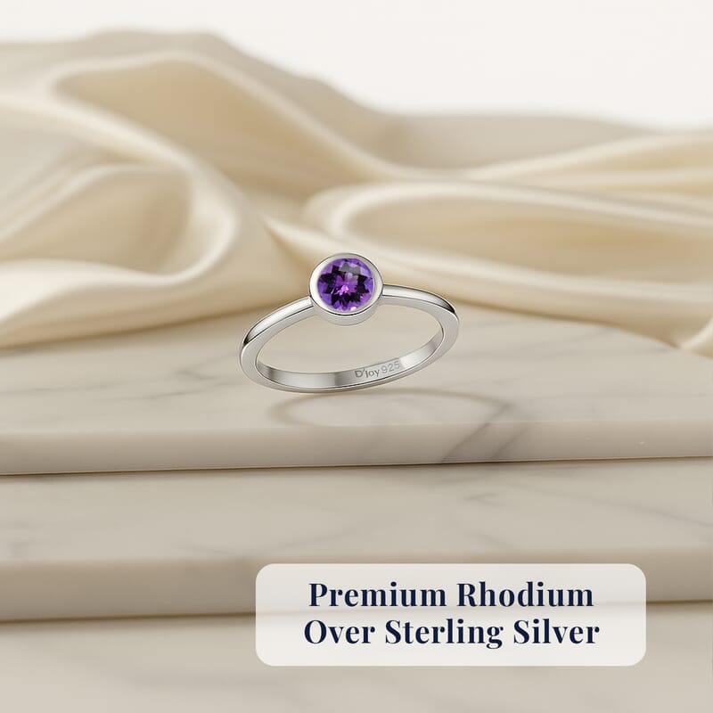 D'Joy Poke Free African Amethyst 0.25 ctw Solitaire Ring in Rhodium Over Sterling Silver (Size 10.0)