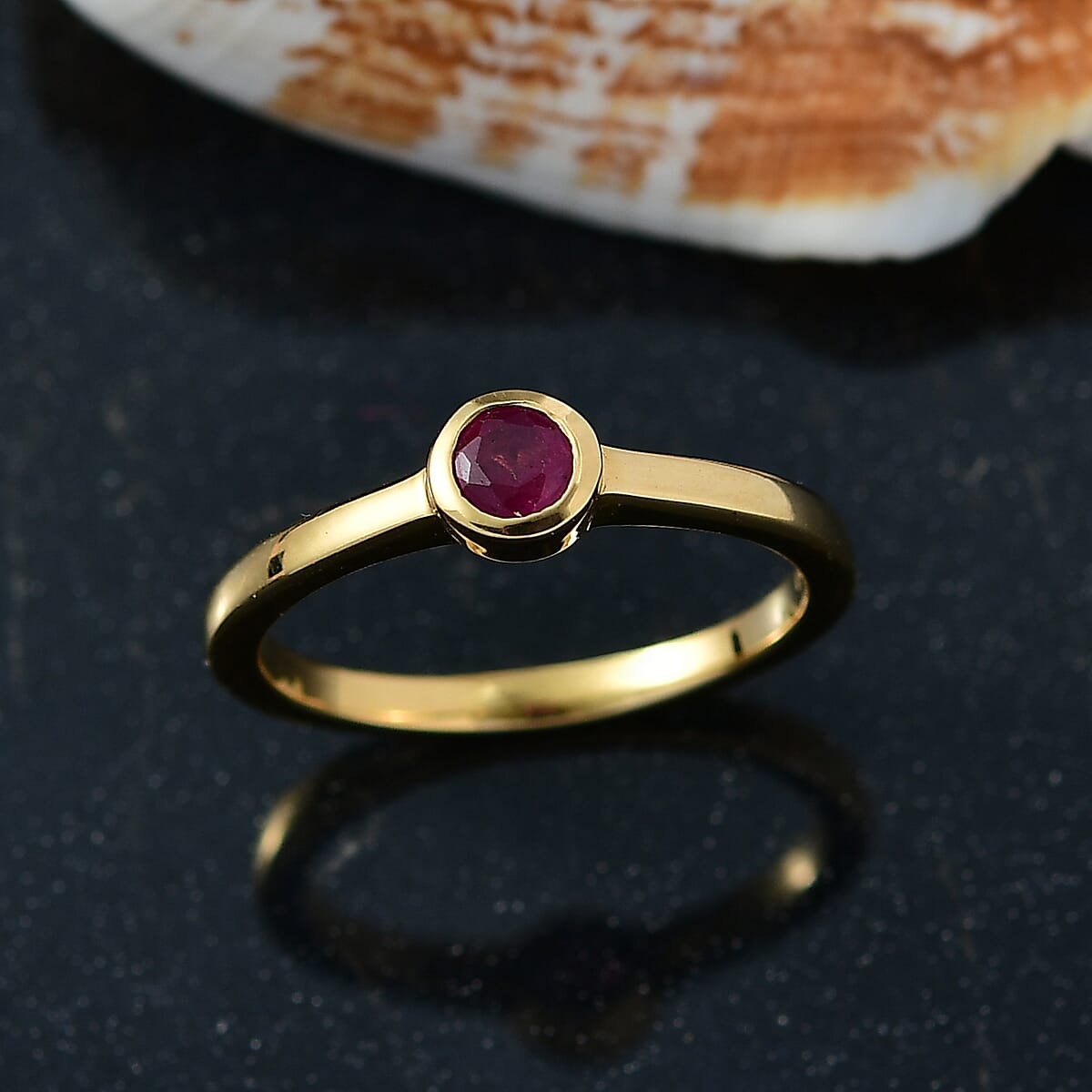 D'Joy Poke Free Niassa Ruby (FF) 10.0) 0.35 ctw Solitaire Ring in 18K Vermeil Yellow Gold Over Sterling Silver (Size 10.0) image number 1
