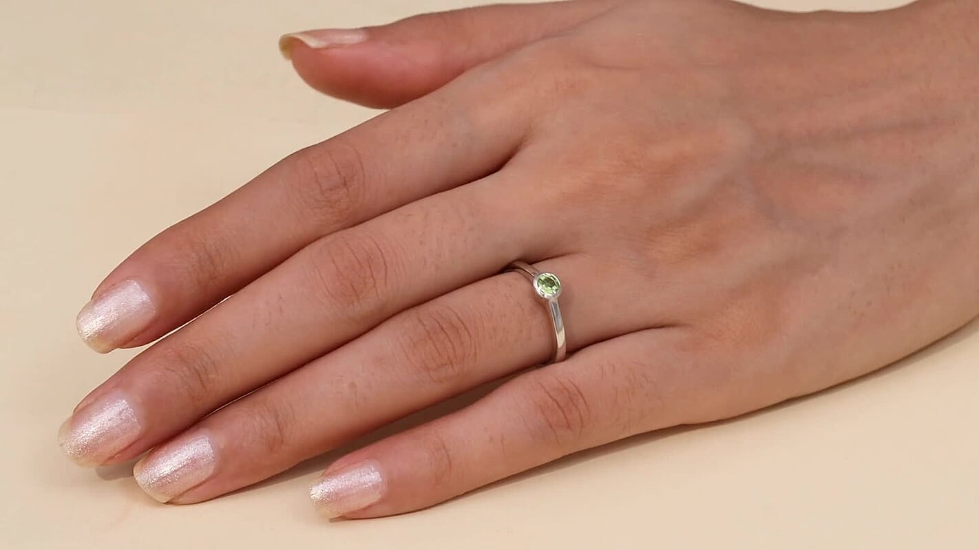 D'Joy Mozambique Garnet Solitaire Ring in 18K Vermeil YG Over Sterling Silver (Size 10.0) 0.35 ctw