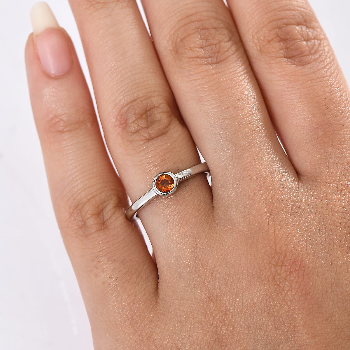 D'Joy Poke Free Santa Ana Madeira Citrine 0.25 ctw Solitaire Ring in Rhodium Over Sterling Silver (Size 7.0) image number 2