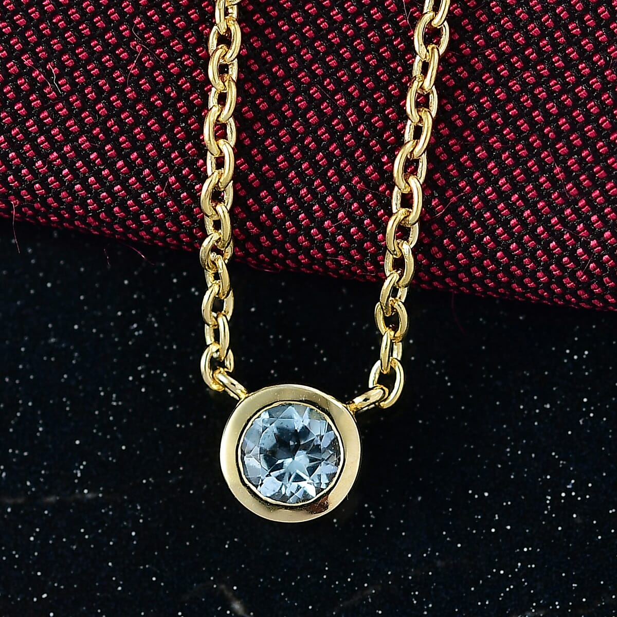 D'Joy Poke Free Aquamarine 0.25 ctw Necklace 18 Inches in 18K Vermeil Yellow Gold Over Sterling Silver image number 1