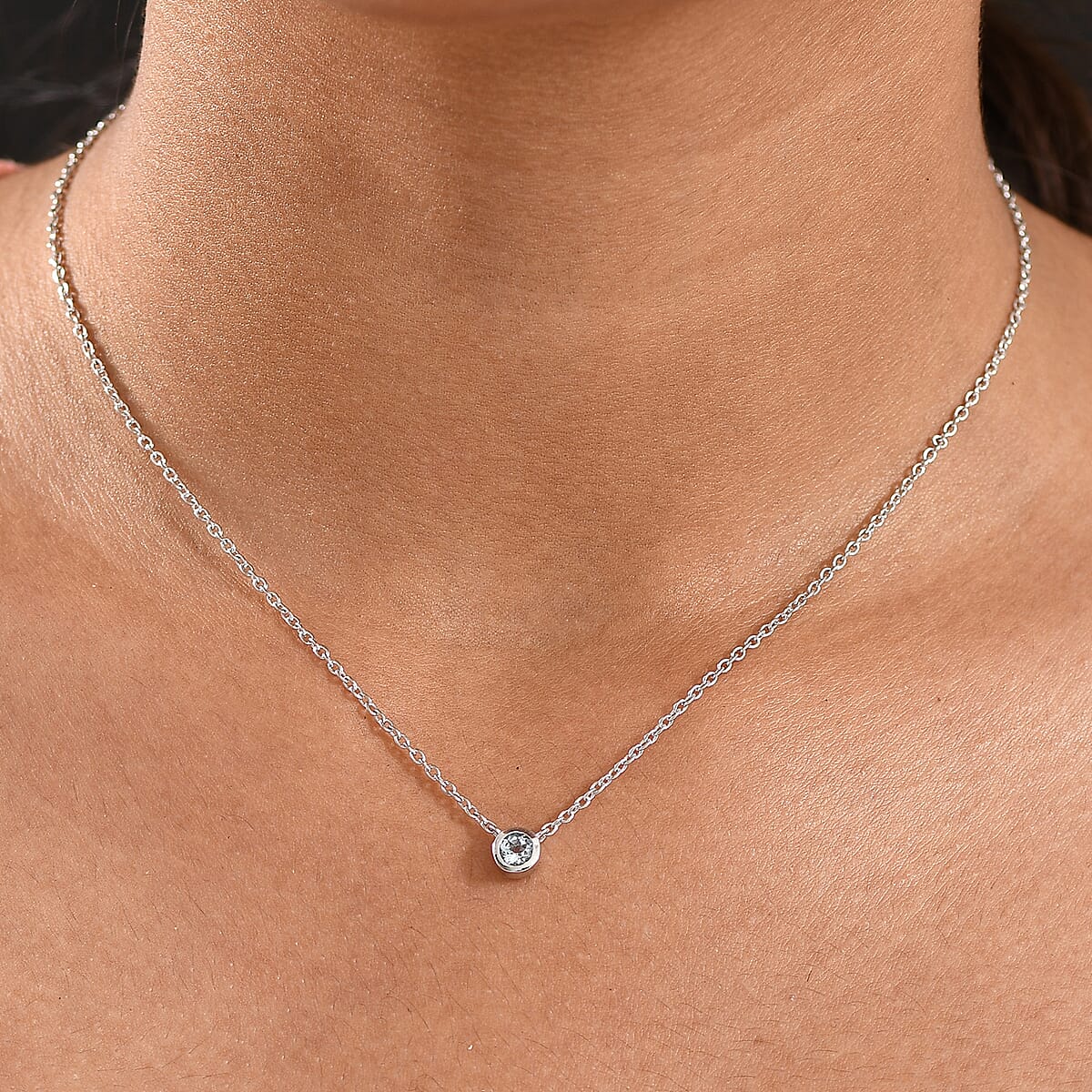 D'Joy Poke Free Aquamarine 0.25 ctw Necklace 18 Inches in Rhodium Over Sterling Silver image number 2