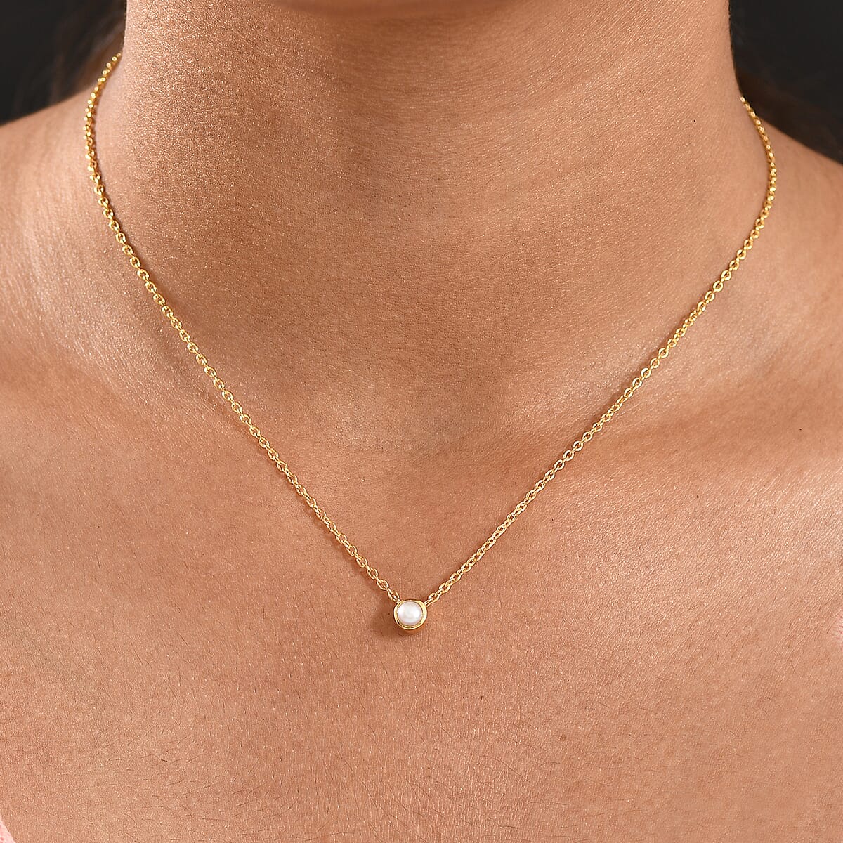 D'Joy Poke Free Freshwater Pearl Necklace 18 Inches in 18K Vermeil Yellow Gold Over Sterling Silver  image number 2
