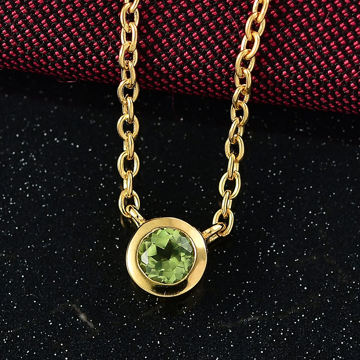 D'Joy Poke Free Hebei Peridot 0.35 ctw Necklace 18 Inches in 18K Vermeil Yellow Gold Over Sterling Silver image number 1