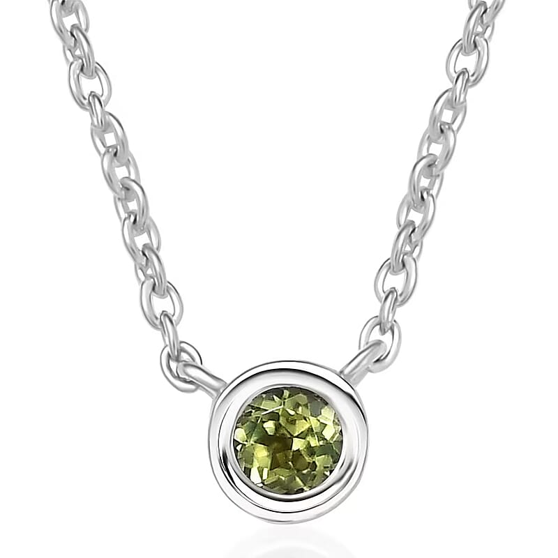 D'Joy Poke Free Hebei Peridot 0.35 ctw Necklace 18 Inches in Rhodium Over Sterling Silver