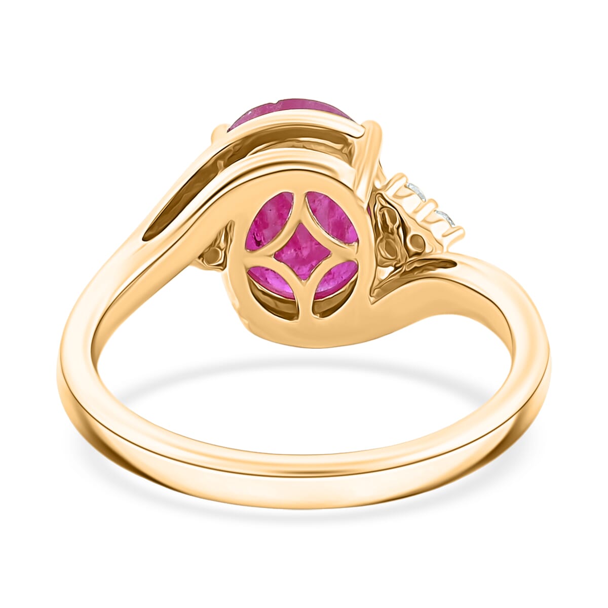 Certified & Appraised Luxoro AAA Montepuez Ruby and I2 Diamond 3.00 ctw Ring in 14K Yellow Gold (Size 8.0) image number 3
