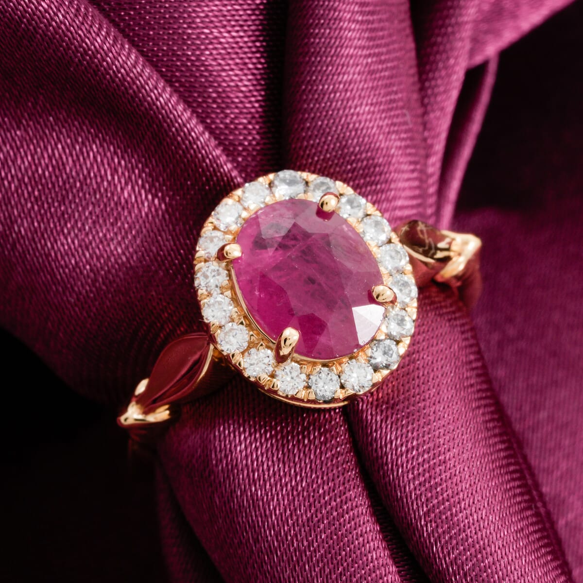 Certified & Appraised Iliana AAA Montepuez Ruby and G-H SI Diamond 2.50 ctw Ring in 18K Yellow Gold (Size 7.0) 5.42 Grams image number 1