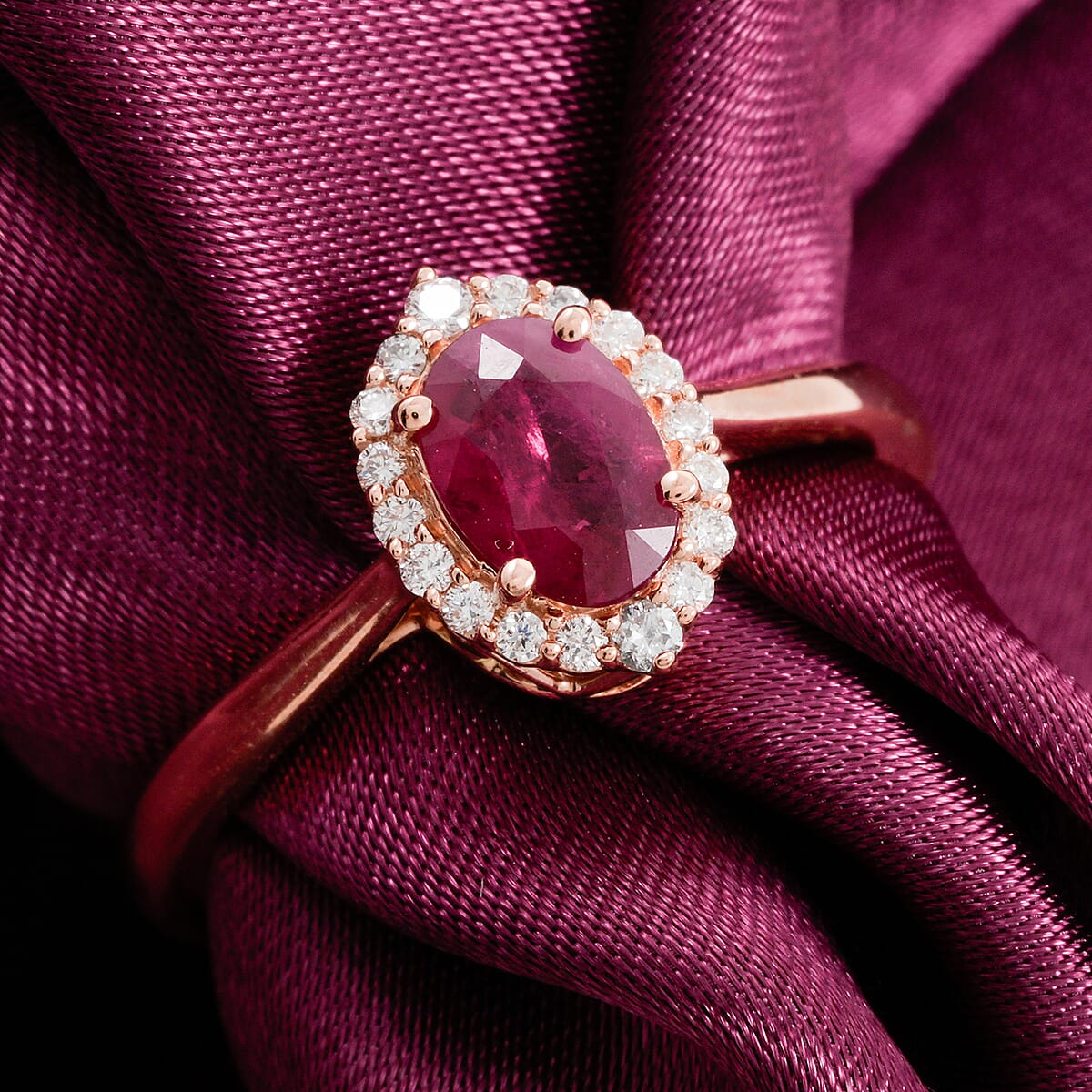 Certified & Appraised Iliana AAA Mozambique Ruby and G-H SI Diamond 1.05 ctw Ring in 18K Rose Gold (Size 10.0)  image number 1
