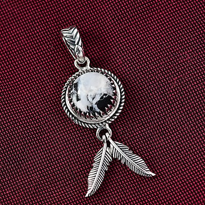D’joy Artisan Crafted White Buffalo 4.30 ctw Feather Pendant without Chain in Sterling Silver