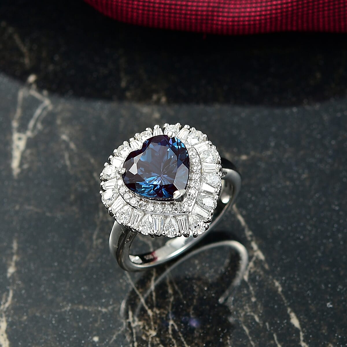 Luxuriant Premium Lab Grown Alexandrite and Moissanite 5.90 ctw Twilight Heart Ring in Rhodium Over Sterling Silver (Size 10.0) image number 1