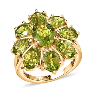 D'Joy Hebei Peridot 8.70 ctw Blooming Flower Ring in 18K Vermeil Yellow Gold Over Sterling Silver (Size 10.0)