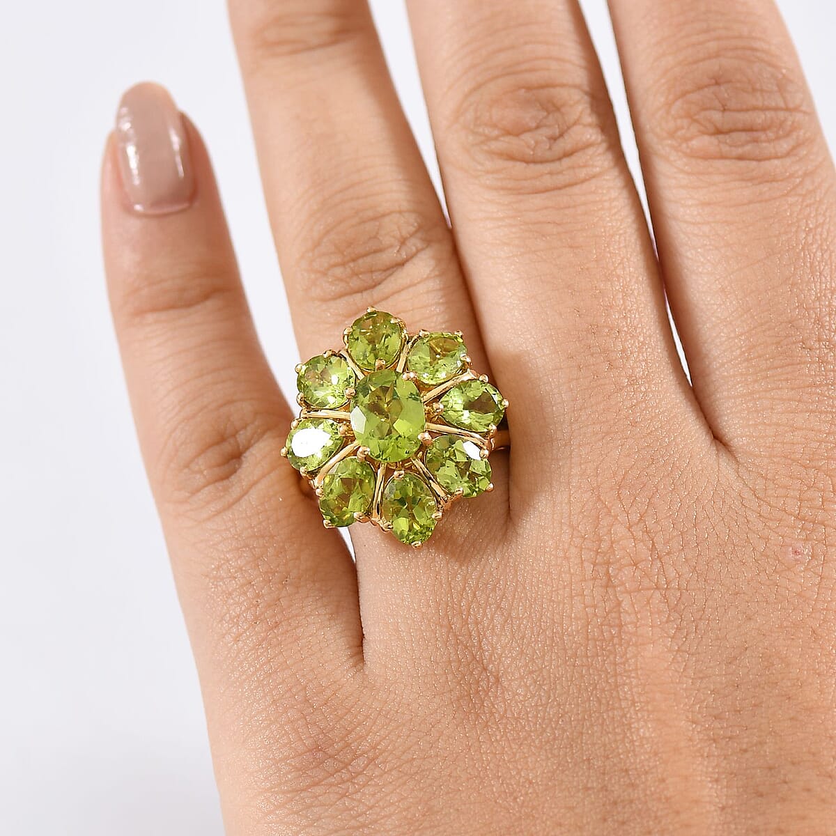 D'Joy Hebei Peridot 8.70 ctw Blooming Flower Ring in 18K Vermeil Yellow Gold Over Sterling Silver (Size 10.0) image number 2