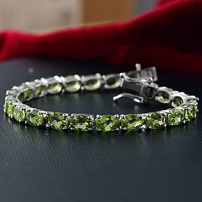 D'Joy Hebei Peridot 21.50 ctw Vines in Garden Bracelet in Rhodium Over Sterling Silver (8.00 In)