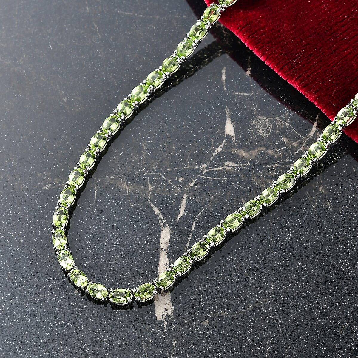 D’Joy Hebei Peridot 35.25 ctw Vine in Garden Necklace in Rhodium Over Sterling Silver 18 Inches image number 1