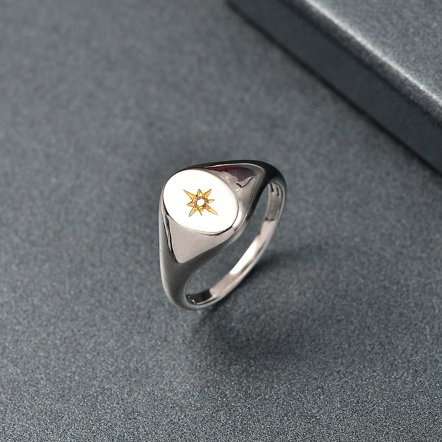 D'Joy Natural Yellow Diamond Accent Signet Men's Ring in Rhodium Over Sterling Silver (Size 10.0)