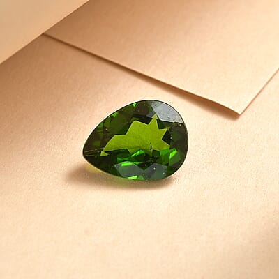 Chrome Diopside (Pear 9x7 mm) 1.45 ctw Loose Gemstone