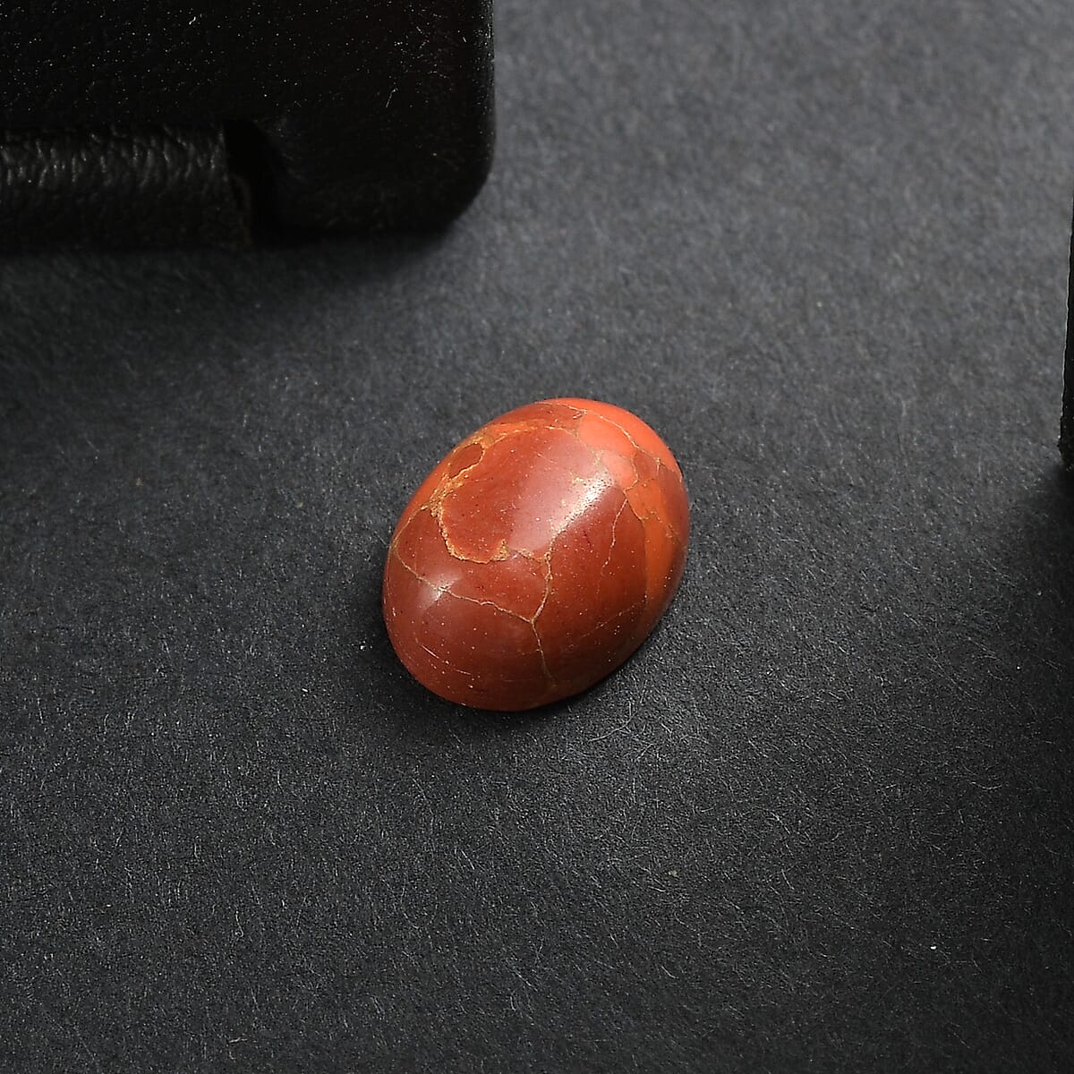 Mojave Orange Turquoise (Ovl 9x7 mm) 1.88 ctw Loose Gemstone image number 1