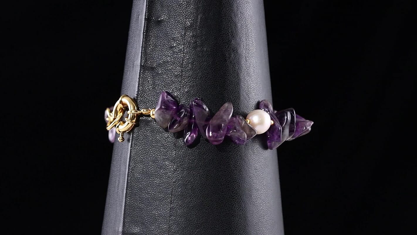 African Amethyst Chips 80.00 ctw and Freshwater Pearl Bracelet in 18K YG Plated (7.25 In)