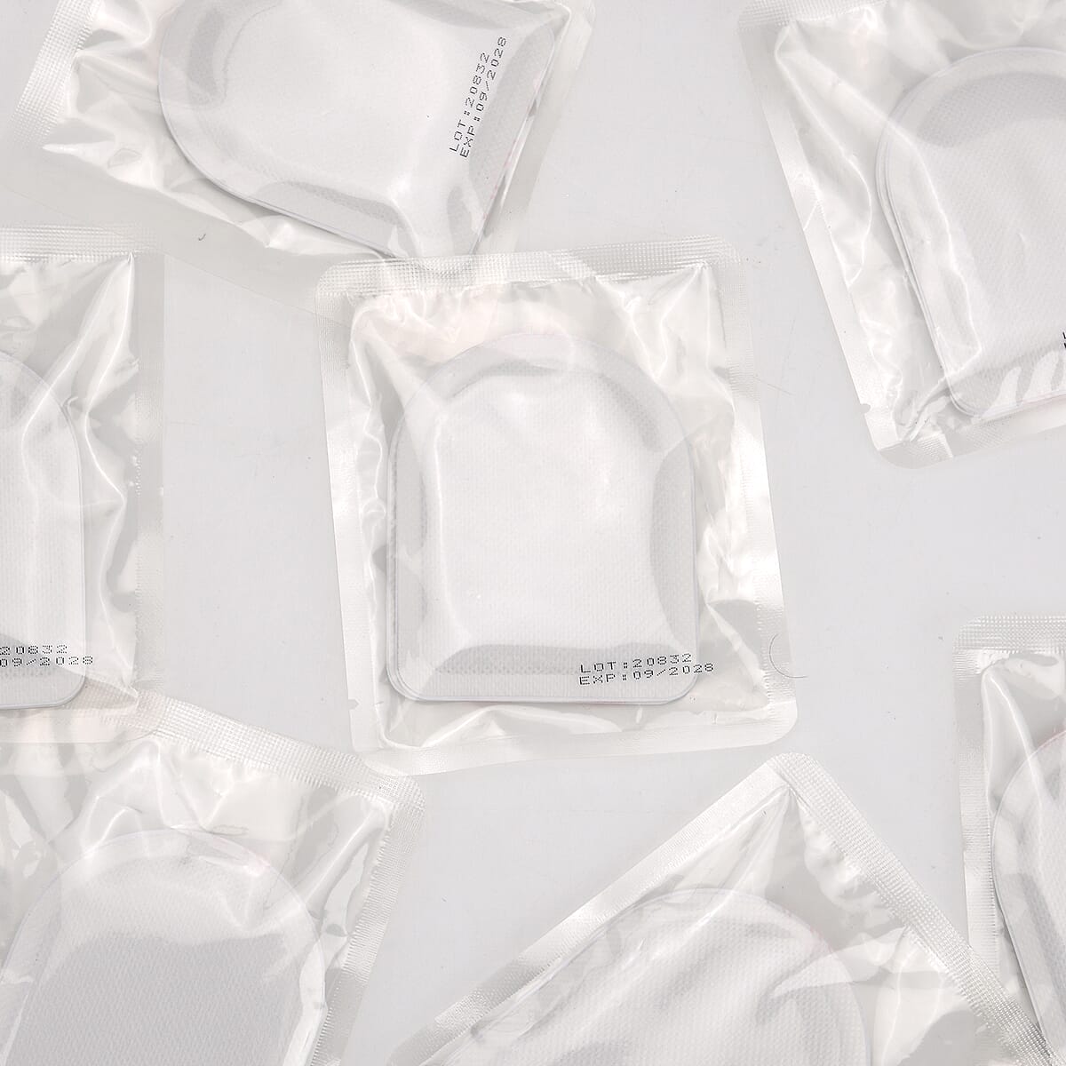 Livmore Set of 10pairs U Shape Foot Warmer - White image number 5