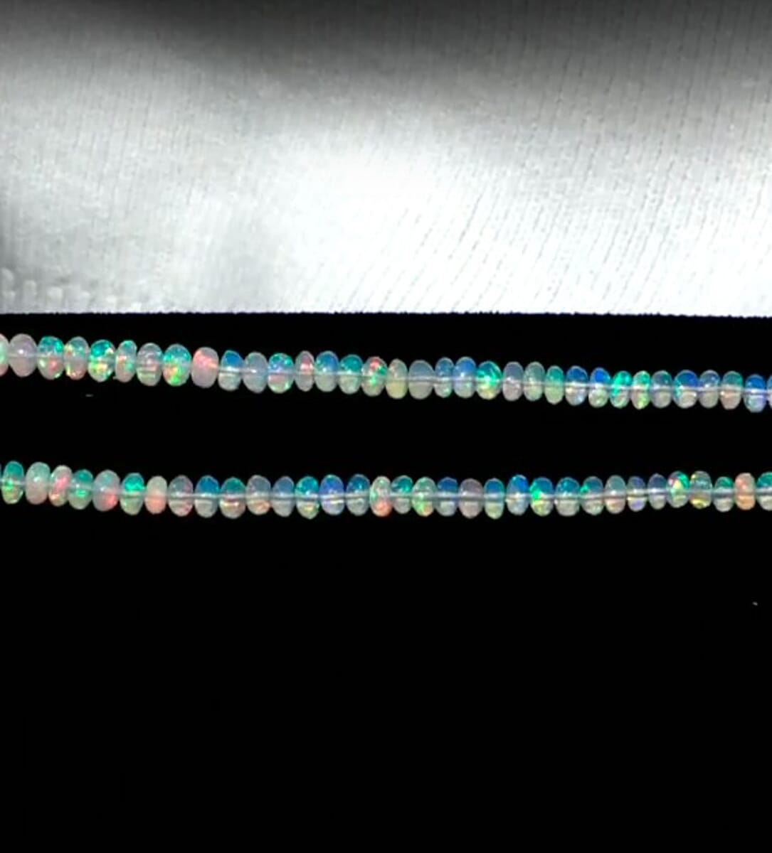 Certified and Appraised Iliana AAAA Ethiopian Welo Opal 62.00 ctw Beaded Necklace in 18K White Gold 18-20 Inches image number 2