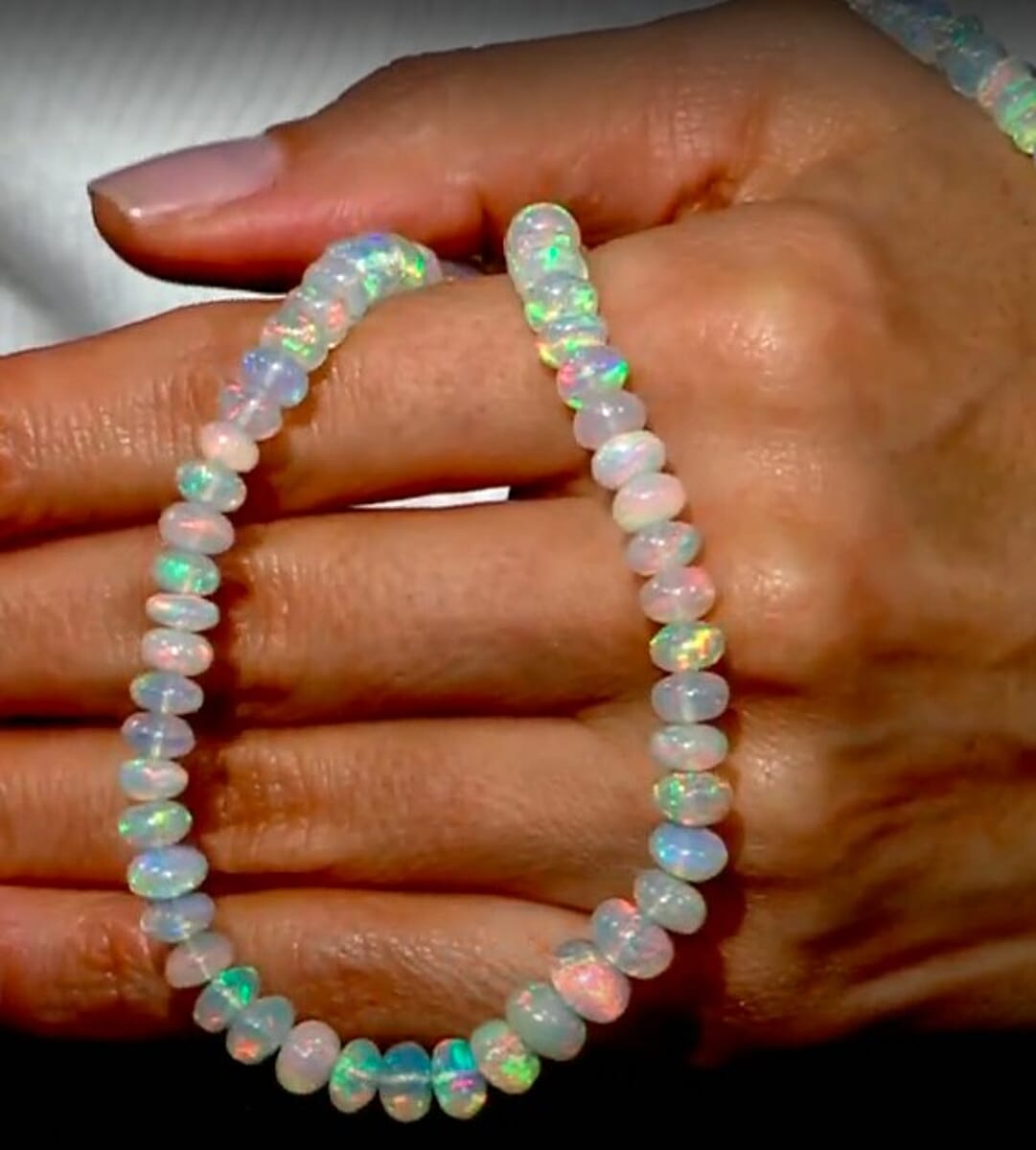 Certified and Appraised Iliana AAAA Ethiopian Welo Opal 62.00 ctw Beaded Necklace in 18K White Gold 18-20 Inches image number 3