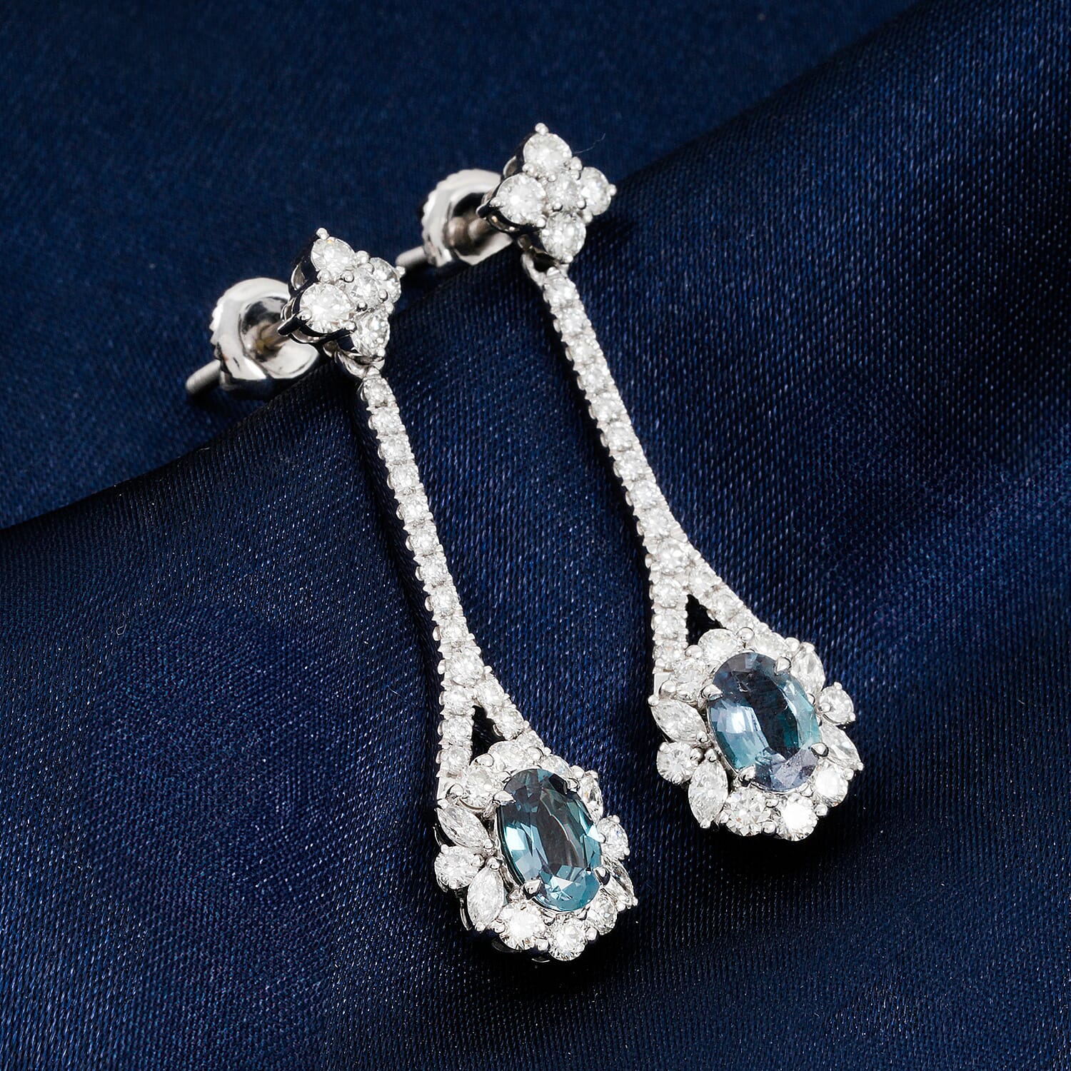 Chairman Collection Certified & Appraised Rhapsody 950 Platinum AAAA Alexandrite, Diamond (E-F, VS) Earrings (7.12 g) 5.50 ctw