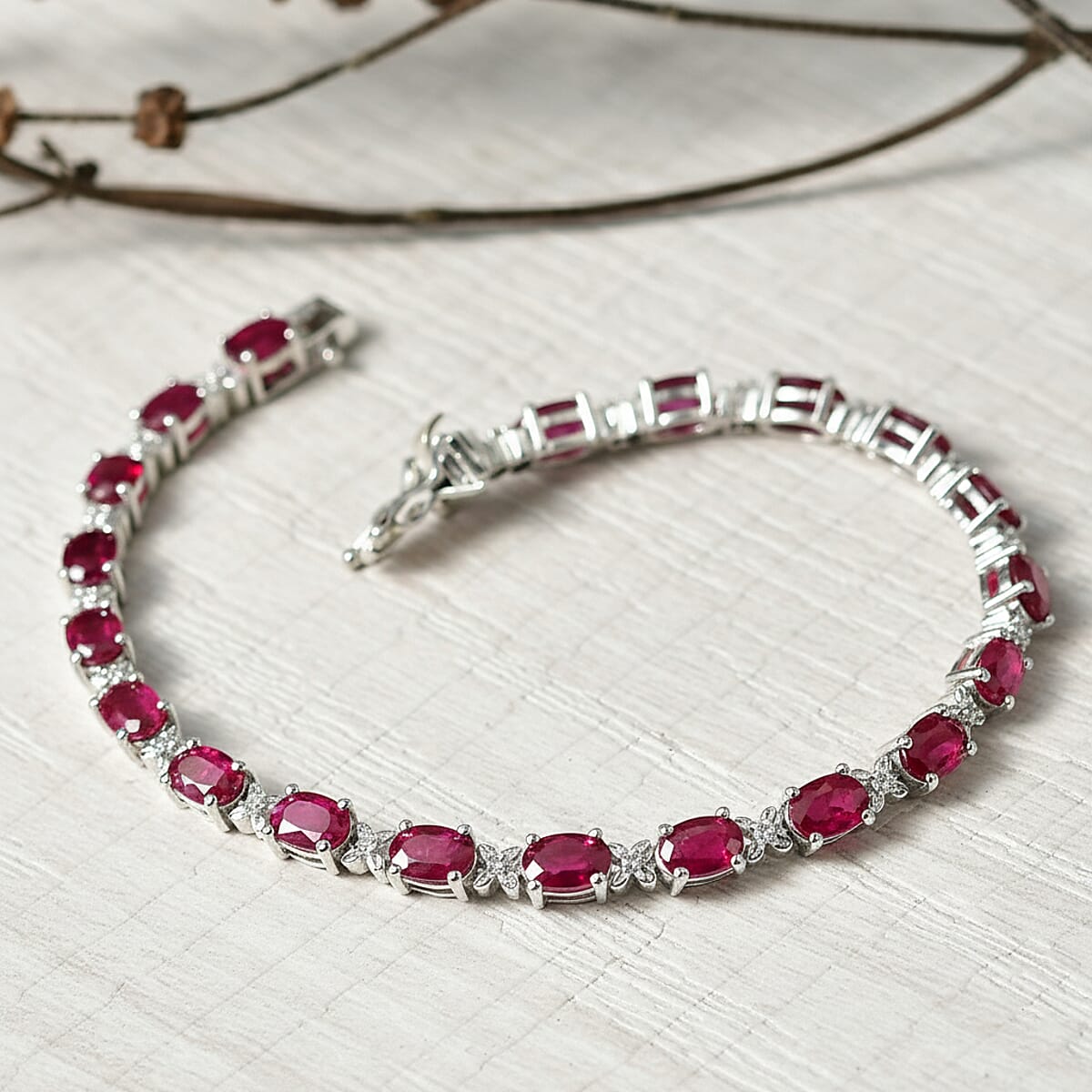 Doorbuster D’Joy Niassa Ruby (FF) and White Zircon 14.65 ctw Four Leaf Clover Bracelet in Rhodium Over Sterling Silver (7.25 In) image number 1
