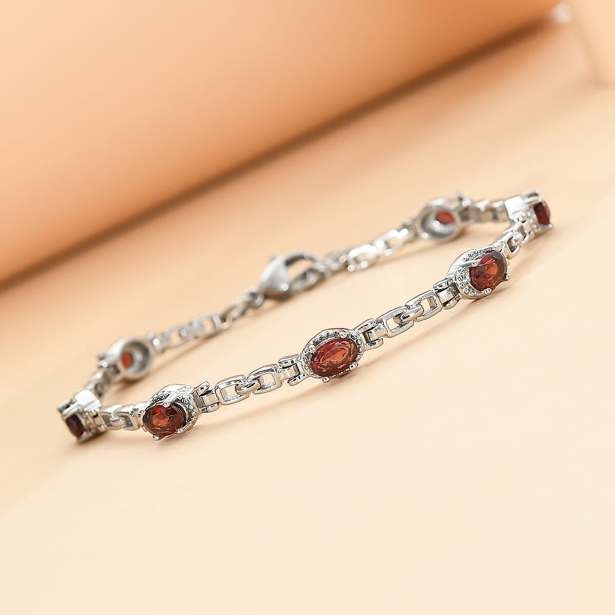 EverTrue Mozambique Garnet 4.15 ctw Bracelet in Stainless Steel (7.00 In) image number 1