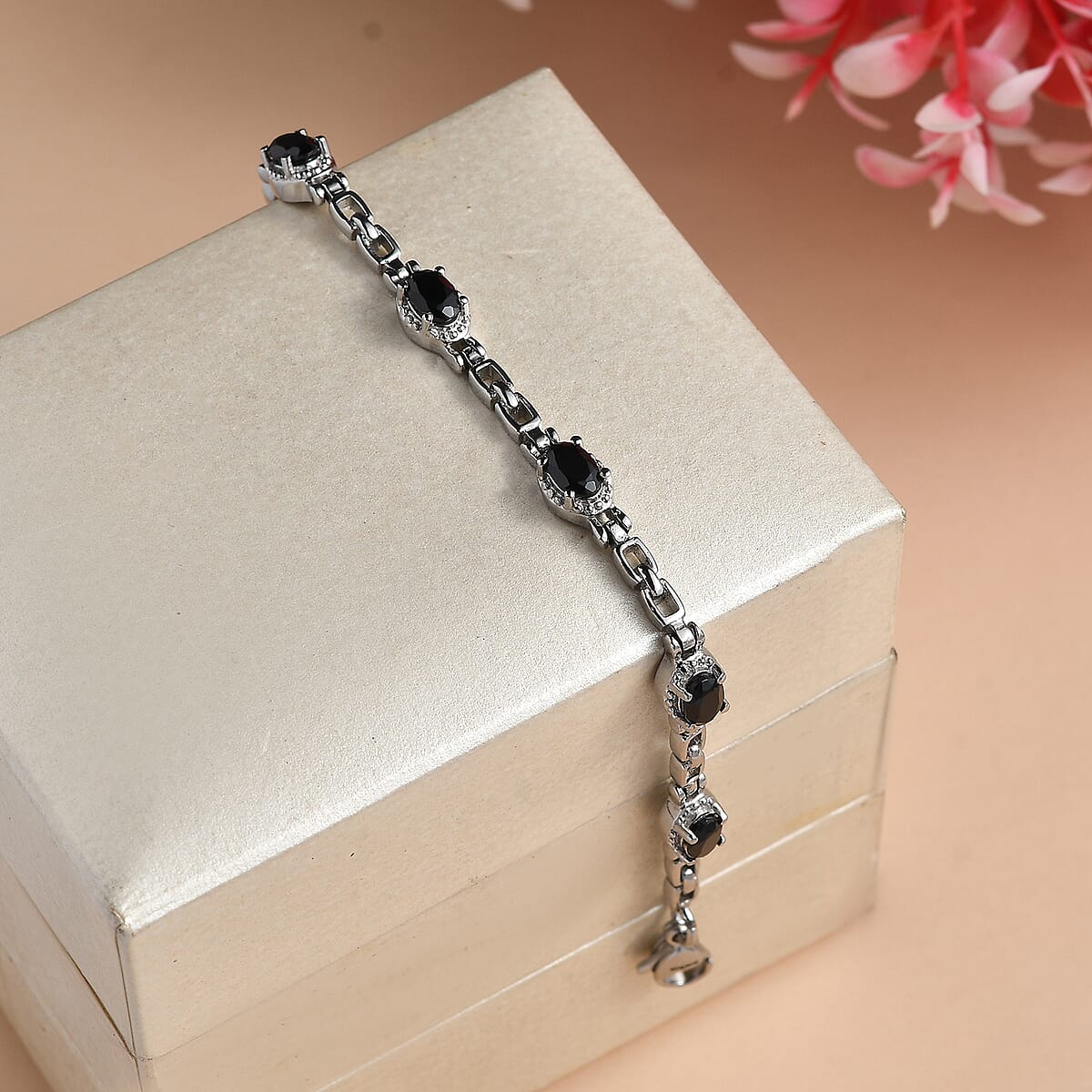 EverTrue Thai Black Spinel 4.30 ctw Bracelet in Stainless Steel (7.00 In) image number 1