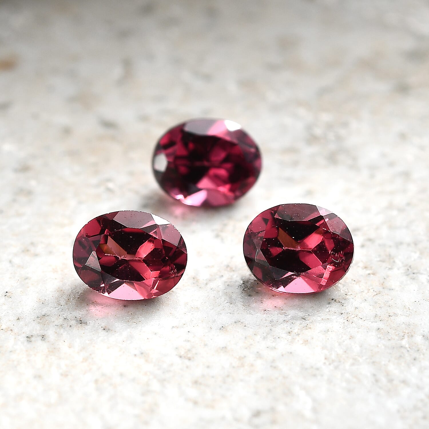 AAA Orissa Rose Garnet Set of 3 (Ovl 5x4 mm) 1.27 ctw Loose Gemstone
