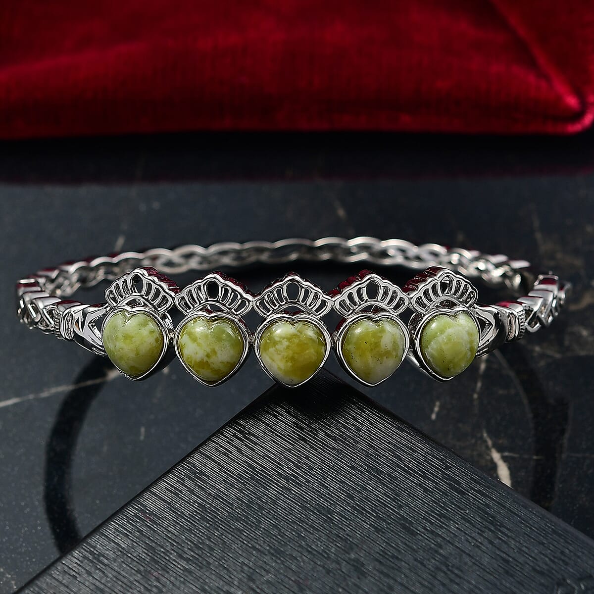 EverTrue Connemara Marble 14.65 ctw Guardian Claddagh Bangle Bracelet in Platinum Bond (8.00 In) image number 1