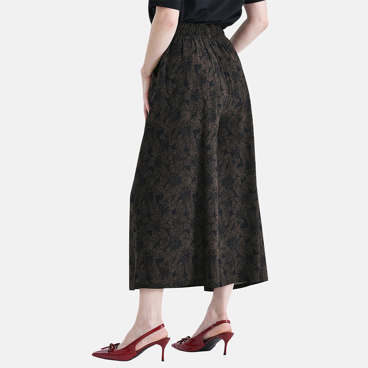 TAMSY Navy Floral Printed Wide Leg Capri Pant with Pockets - L/XL image number 1