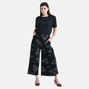 TAMSY Black Floral Printed Wide Leg Capri Pant with Pockets - S/M