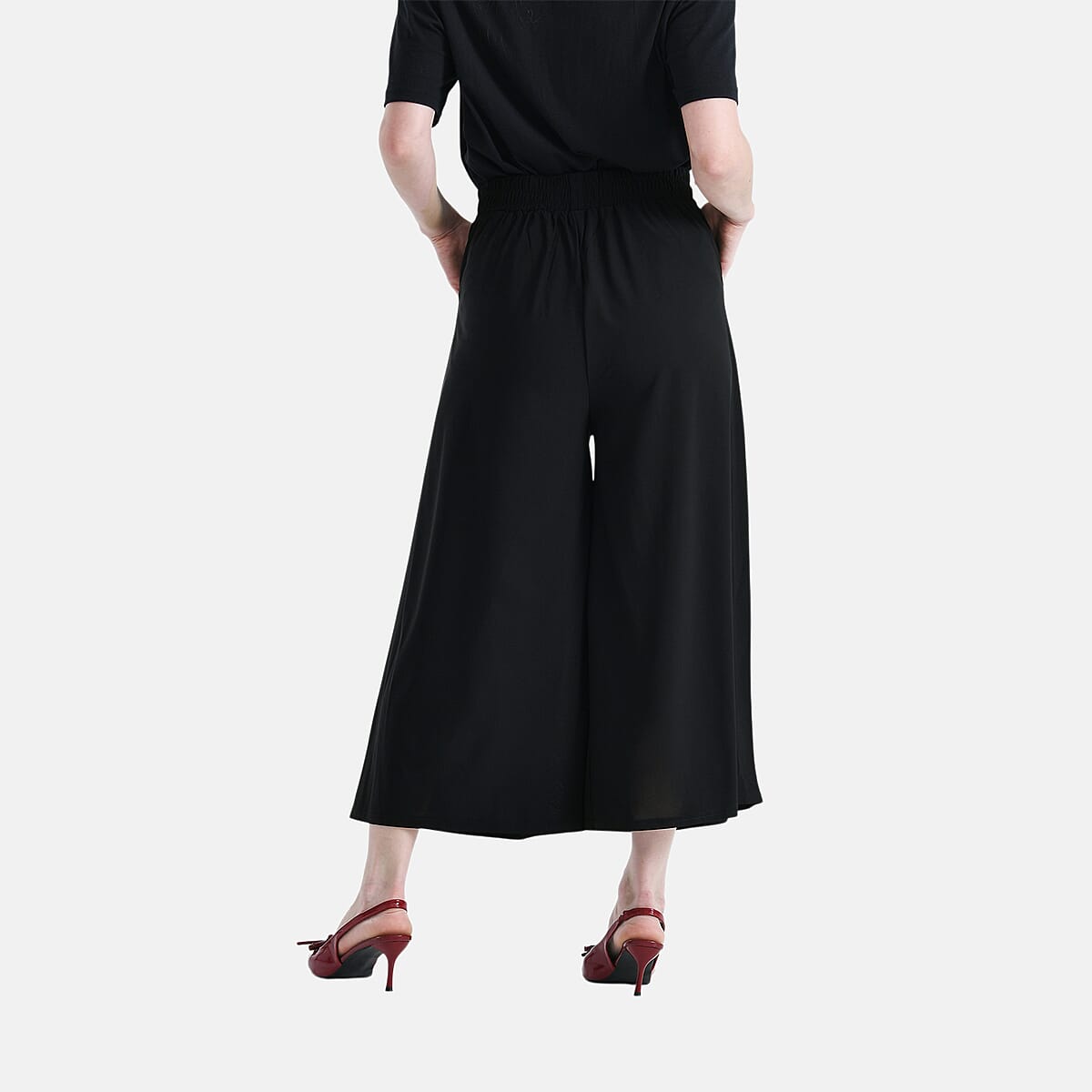 Tamsy Black Solid Capri Wide Leg Pant with Pockets - S/M image number 1