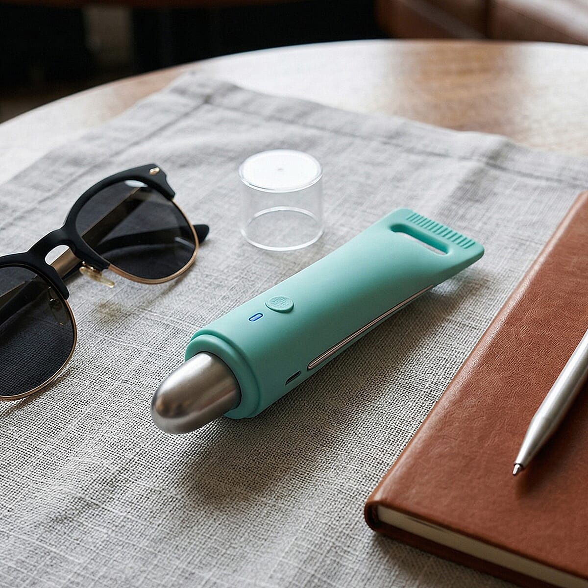 LAB Four Technology Lip Plumper with USB Charger- Turquoise (Lifetime Warranty) image number 2